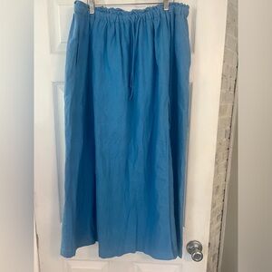 Abercrombie Resort Linen Maxi Skirt in light blue size XL